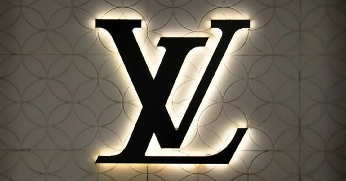 logo:mkjuo76qyca= louis vuitton: The Brand, Heritage, and Global Impact